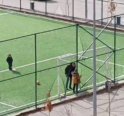 Erzurum’da çekilen görüntüler 'Böyle baba olmaz' dedirtti!