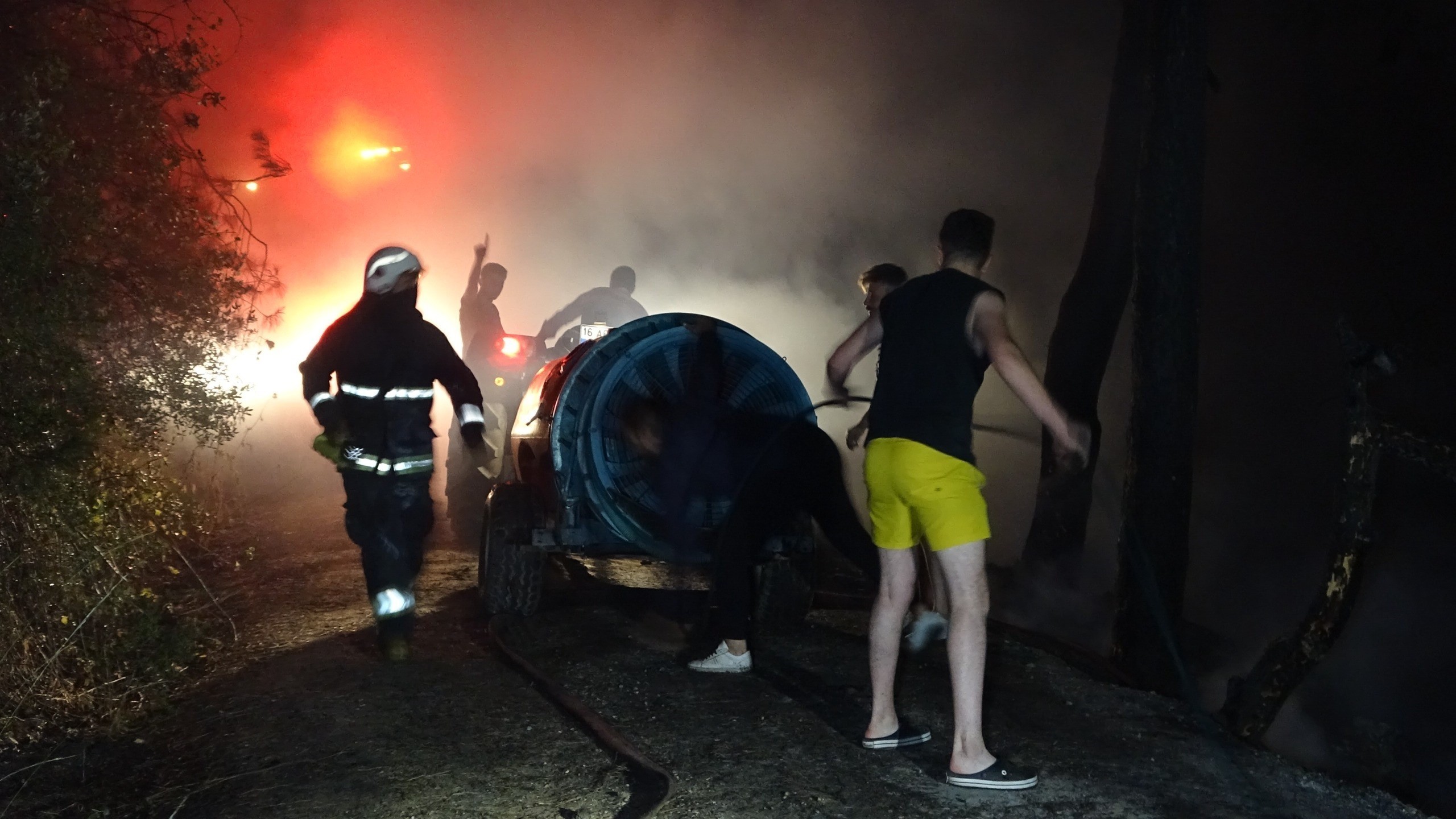 Ormanı yakan şahıs mahkemede "Orman sevdalısıyım" desede 8 yıllık hapisten kurtaramadı!