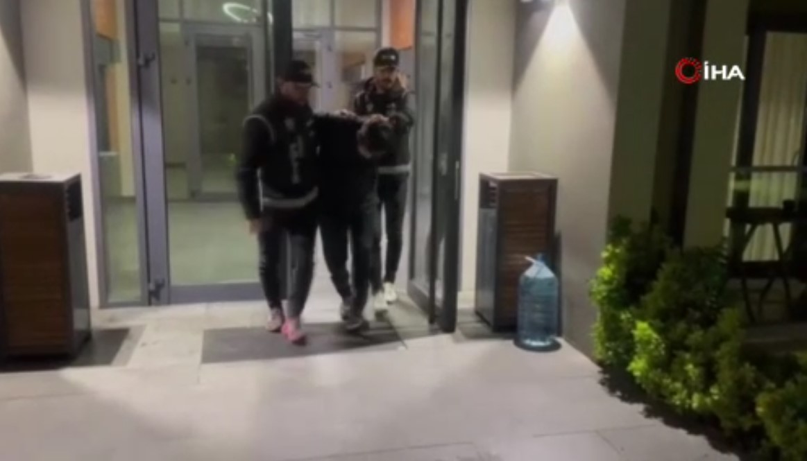 Orta Asya’yı dolandırmış! Kırmızı bültenle aranan Kazakistanlı, sahte altın tüccarı çıktı!