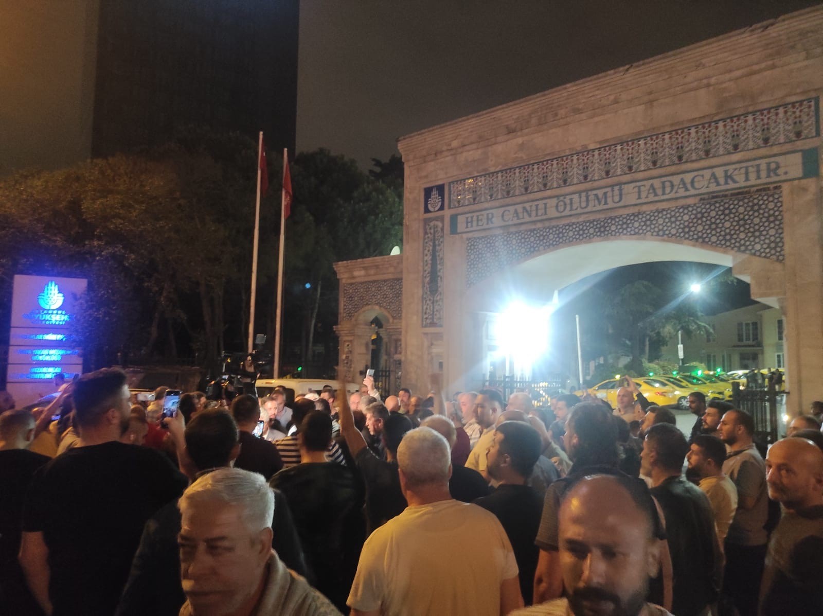 Sarıyer'deki cinayet, taksicileri isyan ettirdi! ''Azrailini yanında taşıyan bir meslek grubu haline geldik''