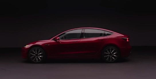 Tesla'nın Türkiye'ye özel tasırımı göz kamaştırdı! Fiyatı bakın ne kadar düştü?