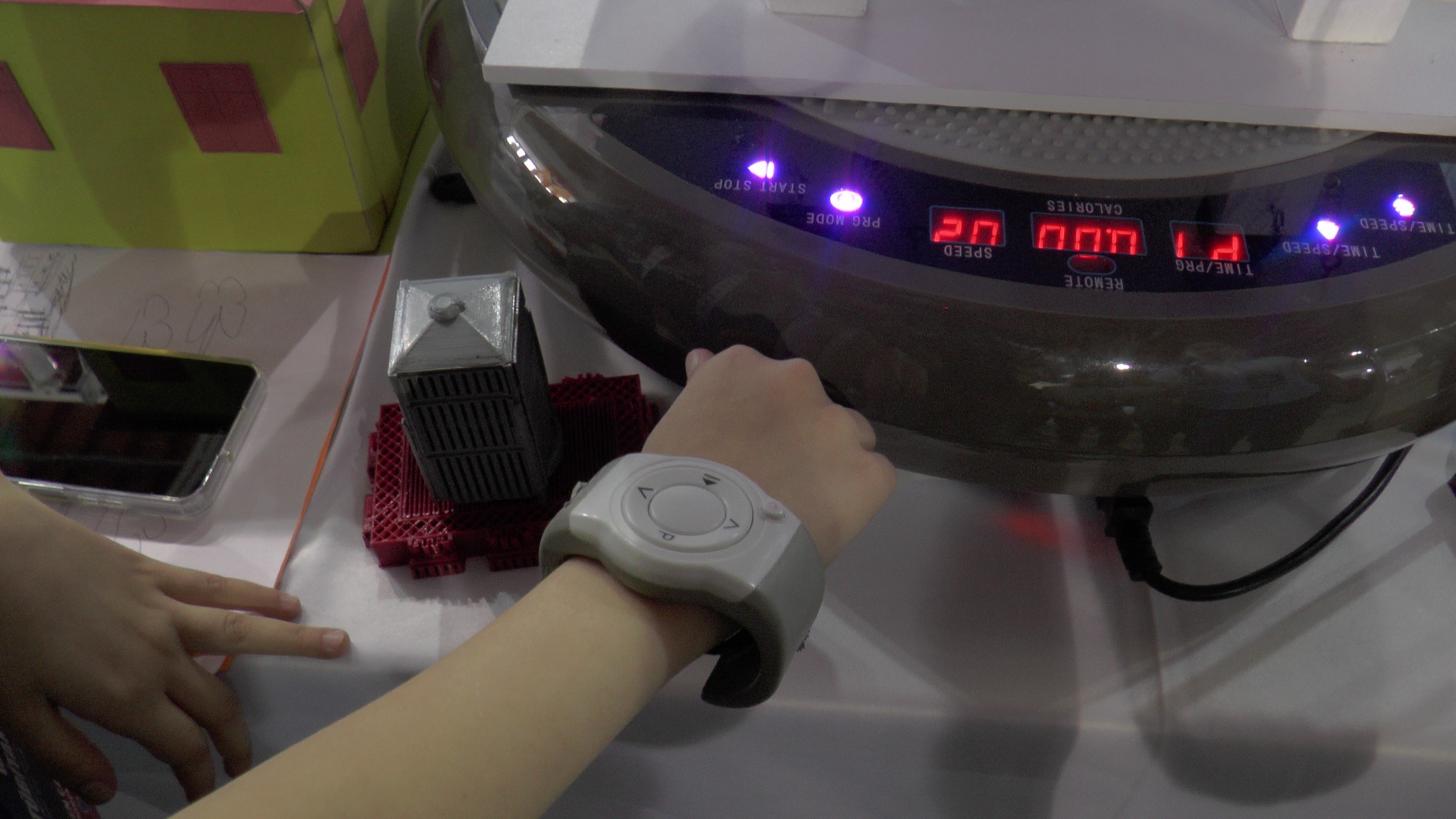 Küçük ellerden, büyük projeler! Öğrenciler 8 şiddetindeki depreme dayanıklı proje üretti!