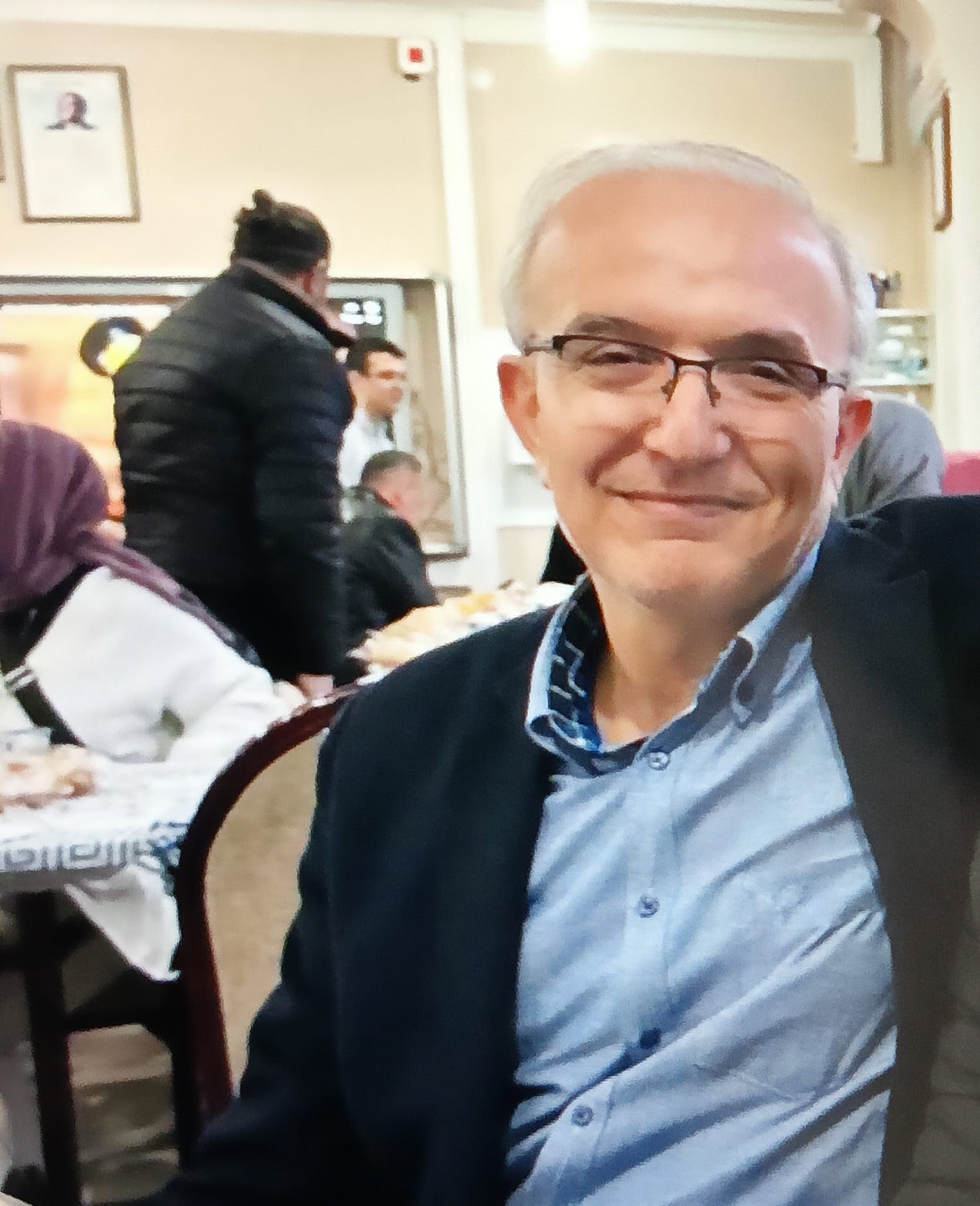 Okul’da akıl almaz saldırı! Öfkeden gözü dönen lise öğrencisi öğretmenine pusu kurup bıçakladı!