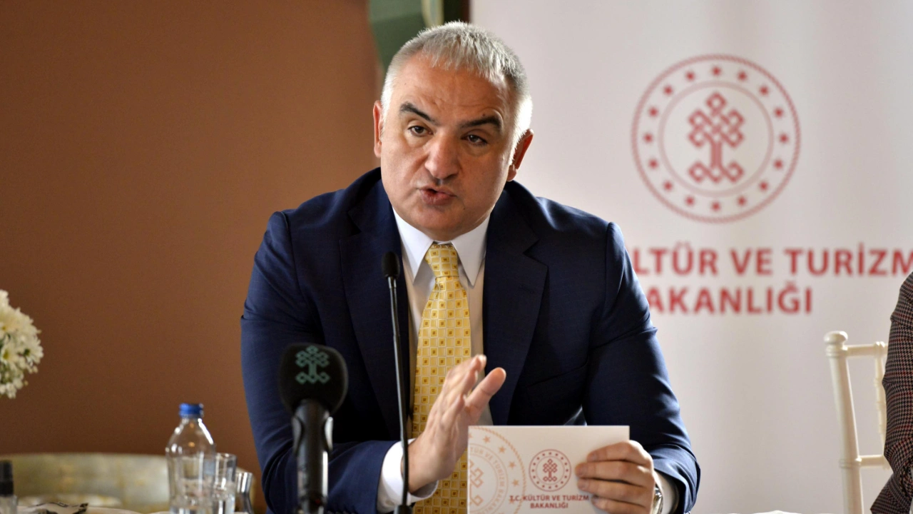 Kültür ve Turizm Bakanı Mehmet Nuri Ersoy'dan Formula 1 için sürpriz açıklama!