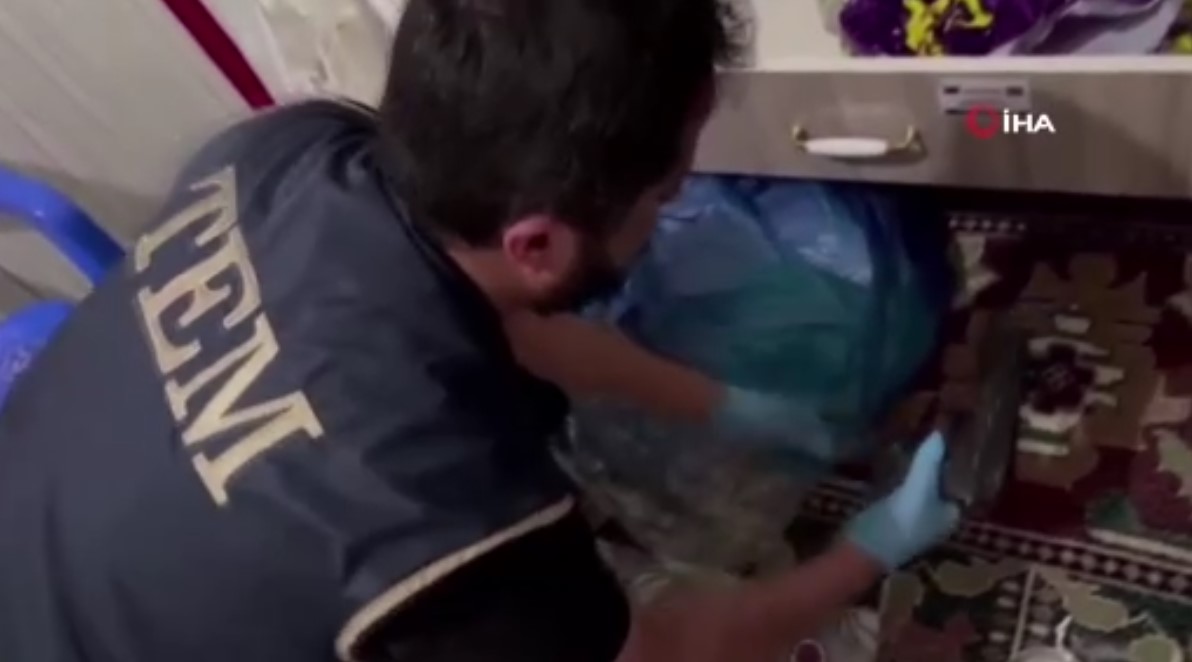 Bakan Yerlikaya duyurdu! 1 Mayıs'da provoke hazırlığı yapan 58 kişi gözaltına alındı!