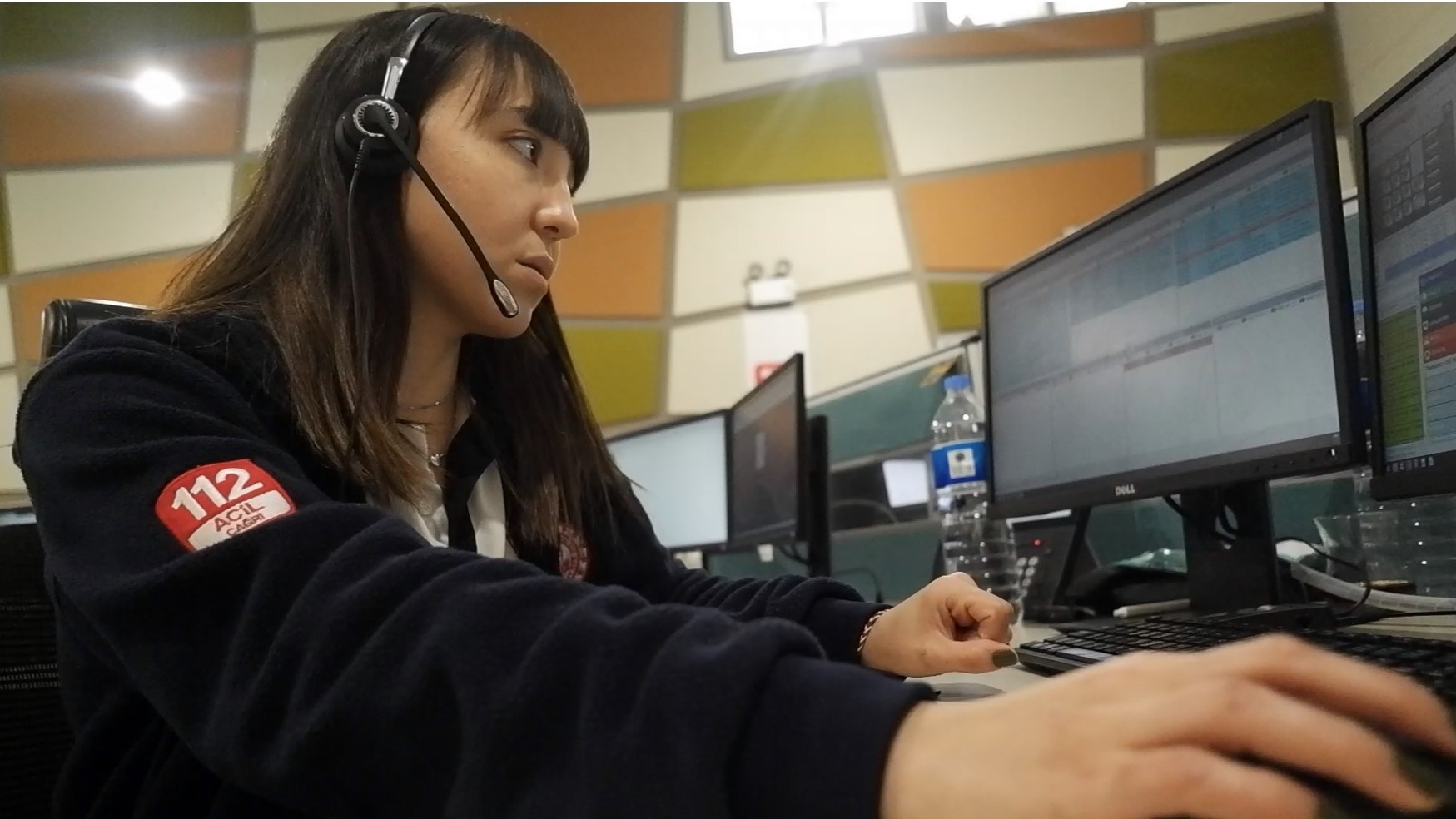 112 Acil Çağrı Merkezi'ni sorumsuzca meşgül etti! İtfaiyeyi arayan şahıs 'Aşk acısı çekiyorum içim yanıyor' diyerek ihbarda bulundu!