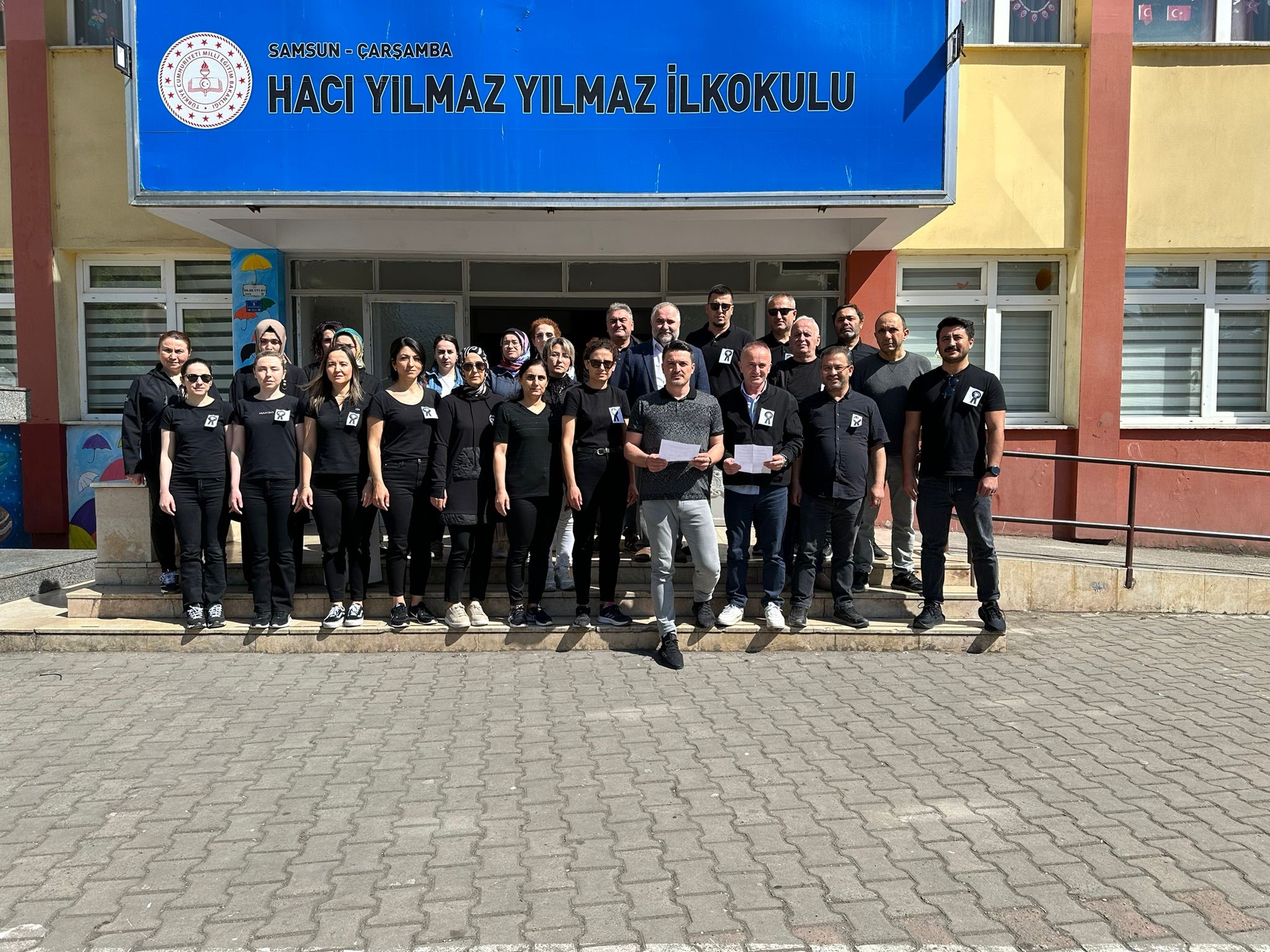 Öldürülen okul müdürü için derse girmediler! ‘Eğitimciye Şiddete Hayır’ sloganları attılar!