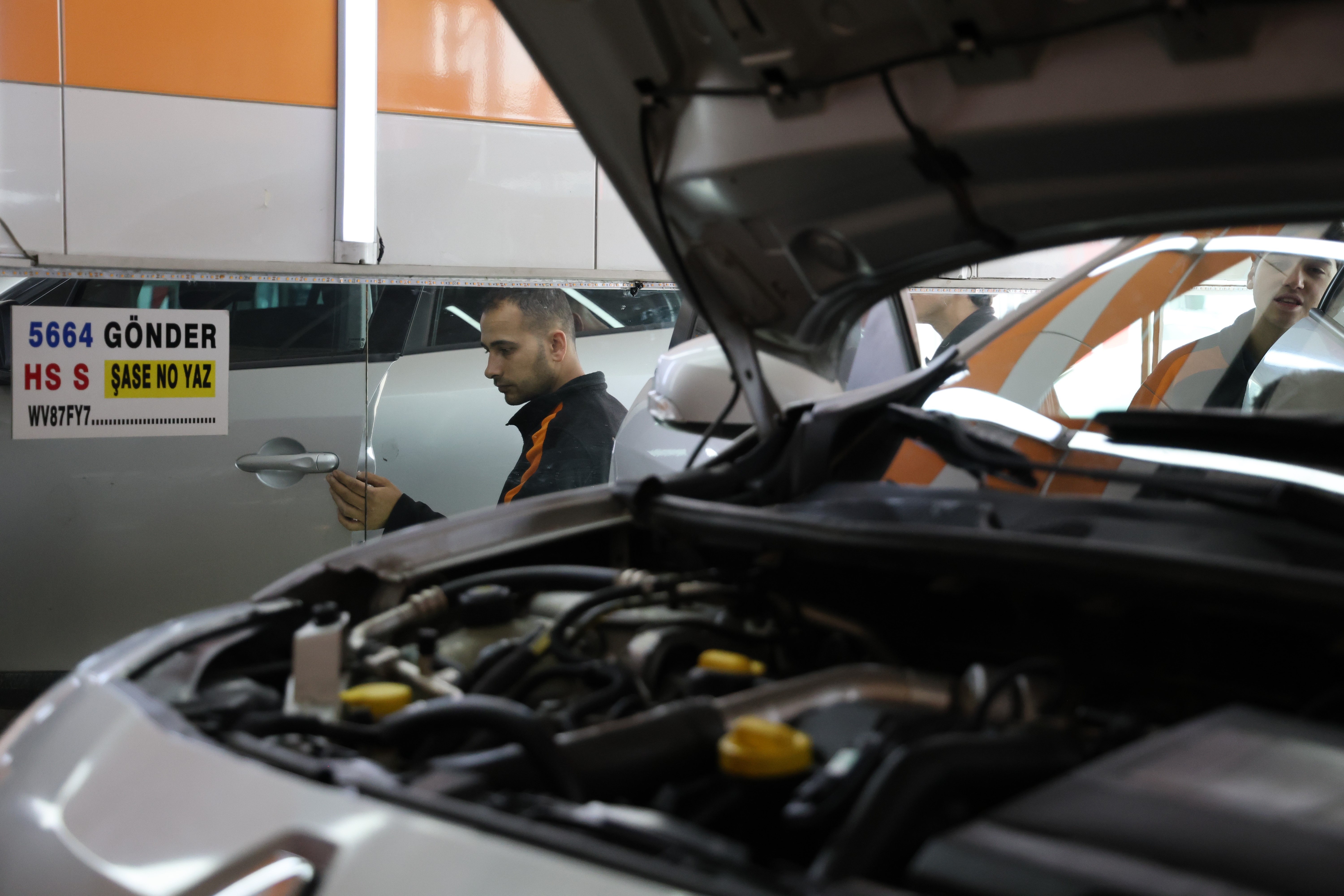 İkinci el otomobildeki hile pes dedirtti! Otomobilden airbag yerine sünger çıktı!