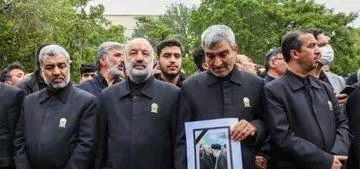 İran'da 3 günlük yas başladı! Hayatını kaybeden devlet adamları için cenaze töreni yapılıyor