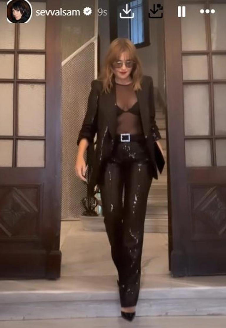 sevval-sam-transparan-kiyafetiyle-olay-oldu.jpg