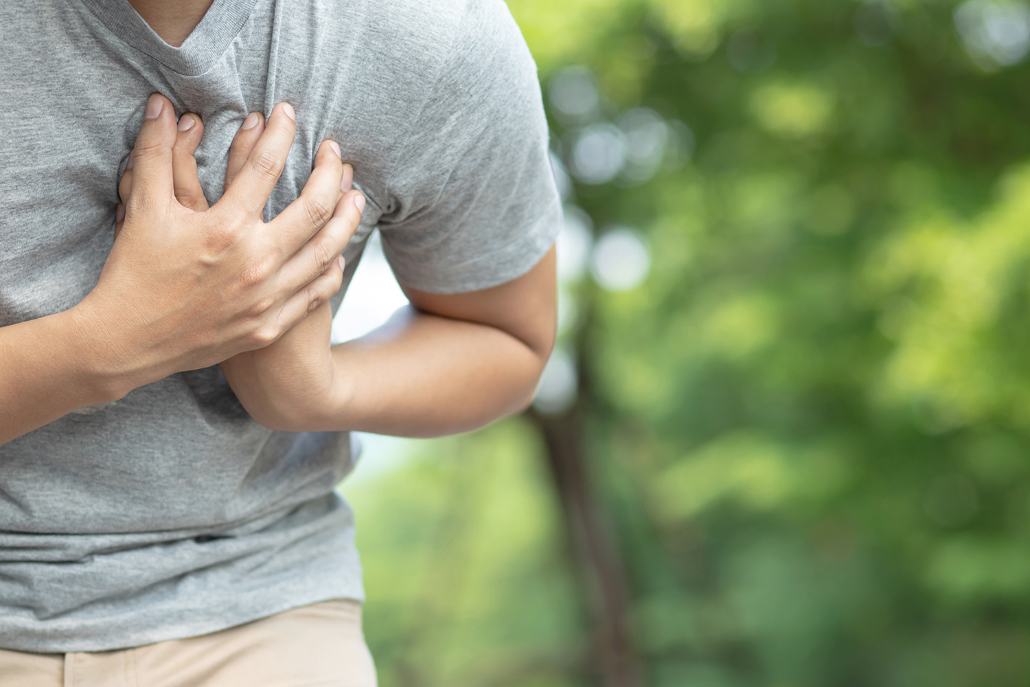 five-heart-disease-symptoms-you-should-never-ignore.jpg