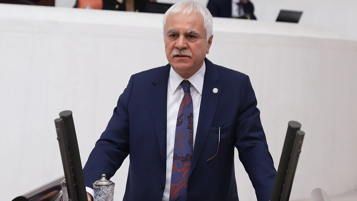 İYİ Parti'de şok gelişme! Koray Aydın İYİ Parti'den istifa etti!