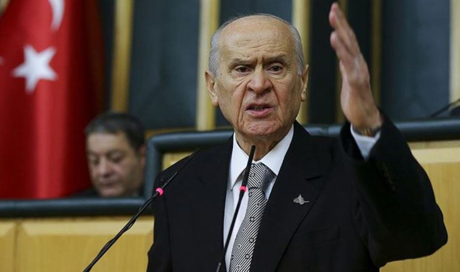 Son Dakika: Bahçeli'den Dervişoğlu'na jet yanıt bakın ne oldu! 