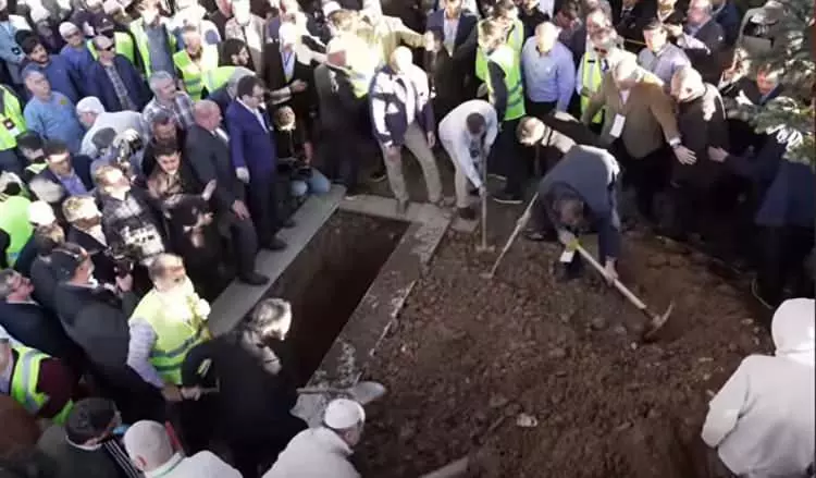 FETÖ elebaşı Gülen'in cenazesinde olay detaylar! Helallik yok, cami yok, tekbir yok...