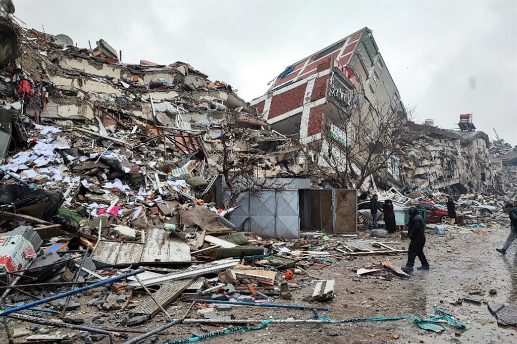 Yapay zeka çığır aştı! İstanbul depremini 30 gün önceden tespit edecek! İşte deprem tahmini...