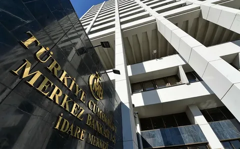 Son dakika: Merkez bankası faizi % 50'de sabitledi!