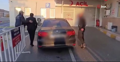 Son dakika! CHP'li Ahmet Özer'in yardımcısına da yakalama kararı!