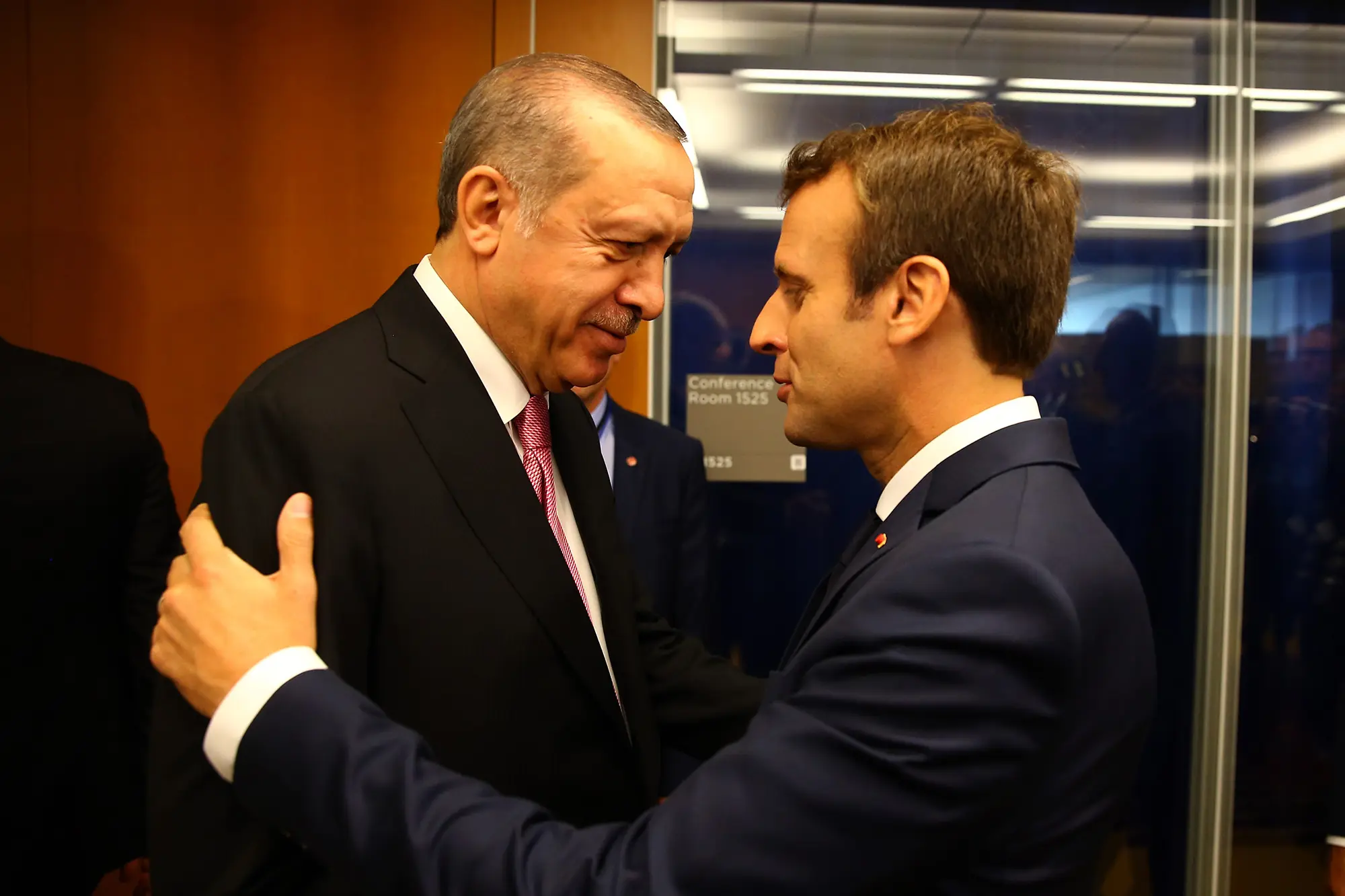 Cumhurbaşkanı Erdoğan, Macron ile telefonda ne görüştü? İşte o, önemli detaylar...