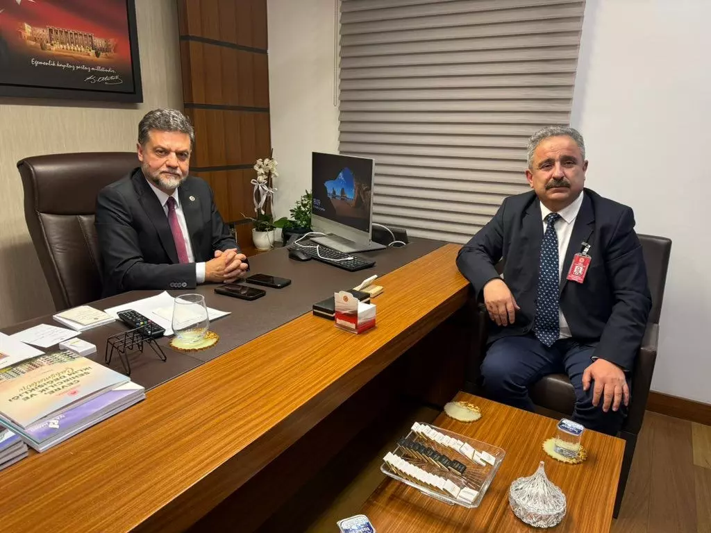 AK Parti'ye katılan Nedim Yamalı'dan çarpıcı açıklamalar: "Seçmen bize vize vermedi, CHP sayemizde Rize ve Düzce'de vekil çıkardı