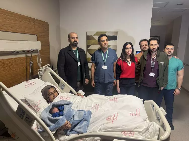 2025'in ilk bebeğinden biri yeni yıla merhaba dedi: Saat, 00:00 itibari ile hayata gözlerini açtı...