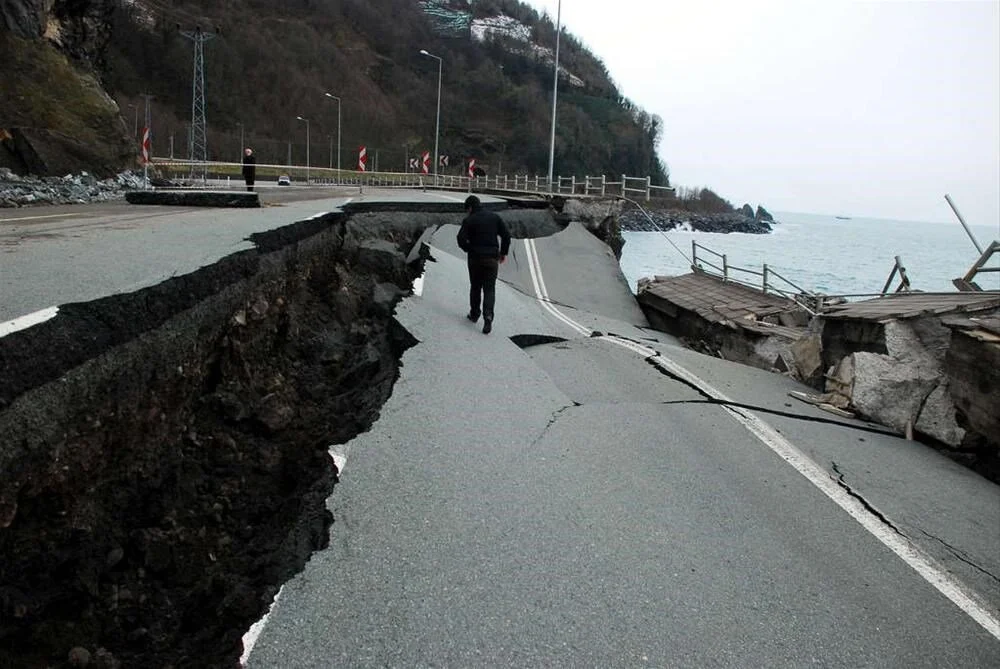 Uzmanlardan deprem uyarısı: O bölgede, 6'nın üzerinde deprem olması, an meselesi! 