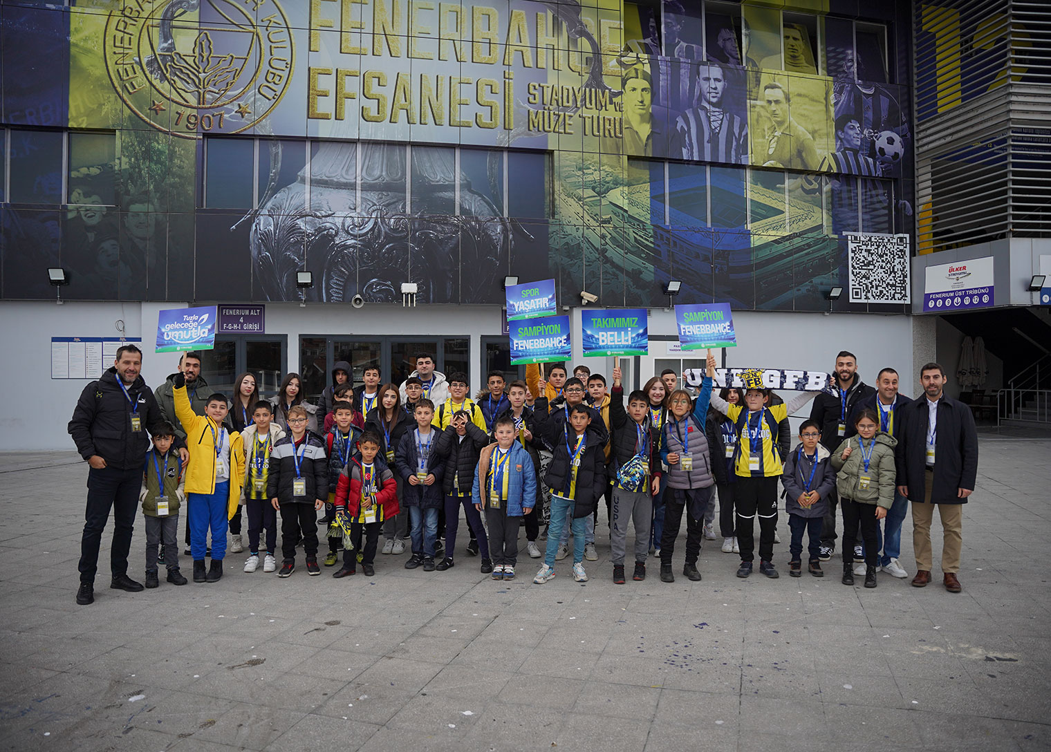 Tuzlalı çocuklara stadyum ve müze gezisi