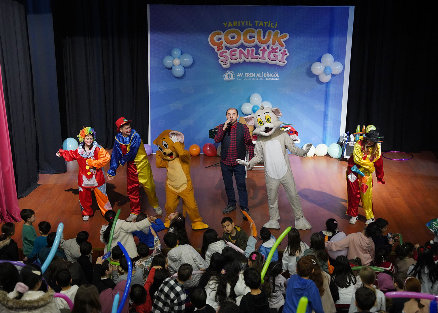Tuzla'da ‘Yarıyıl Tatili Çocuk Şenliği’ Başladı