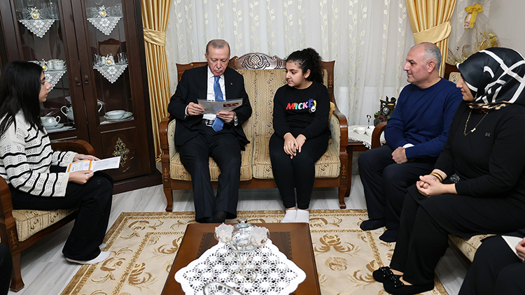 Cumhurbaşkanı Erdoğan, söz verdiği davete icabet etti: Malatya'da Uludağ ailesini ziyaret etti