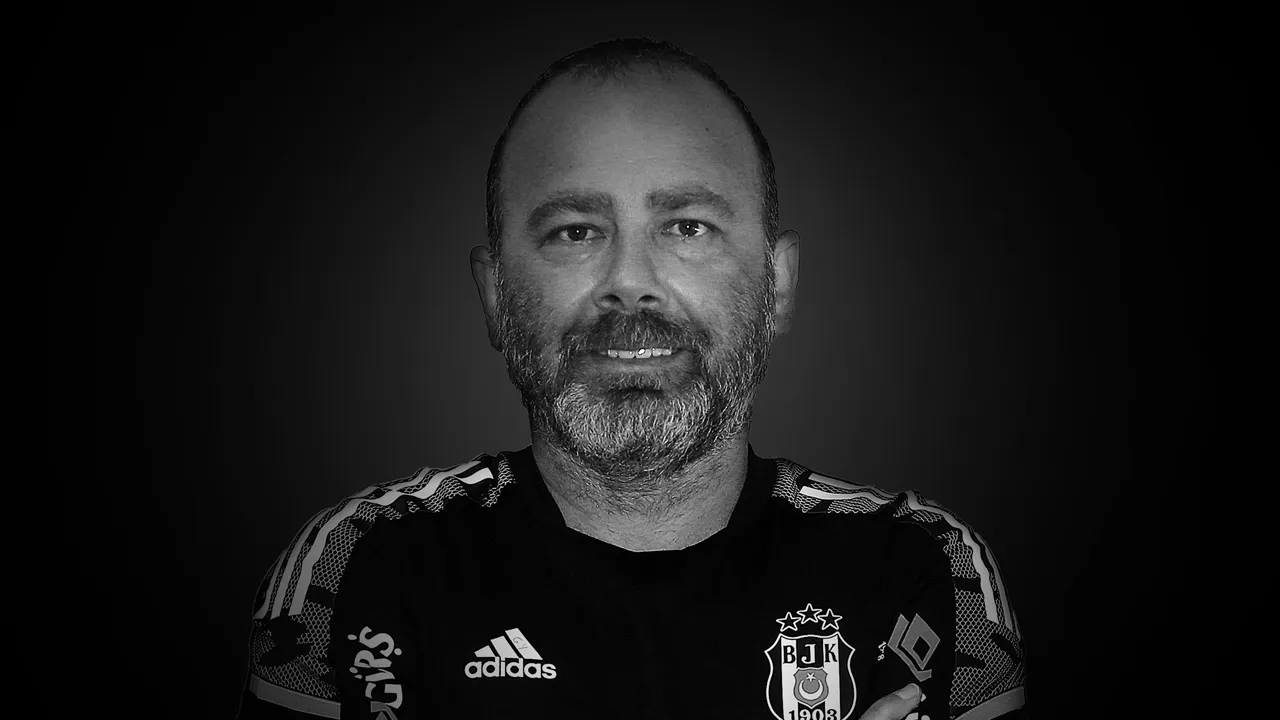 Sergen Yalçın'ı yıkan haber! Uzun süre tedavi gören kardeşi Gürsoy Yalçın'ı kaybetti