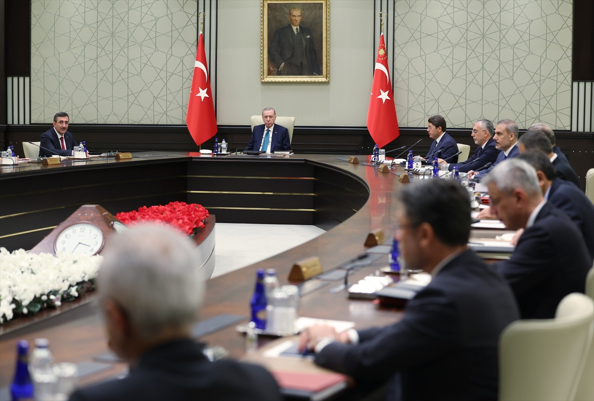 Kabinede büyük değişiklik! İşte ayrılması muhtemel o isimler: 5 bakanın koltuğu sabit