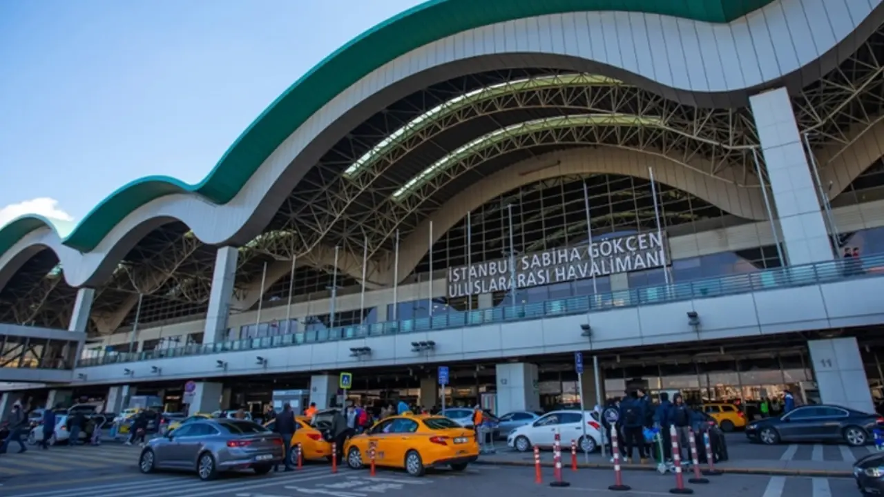 Sabiha Gökçen Havalimanı'ndan önemli duyuru:Hava koşulları nedeni ile o, uçuşlar iptal!