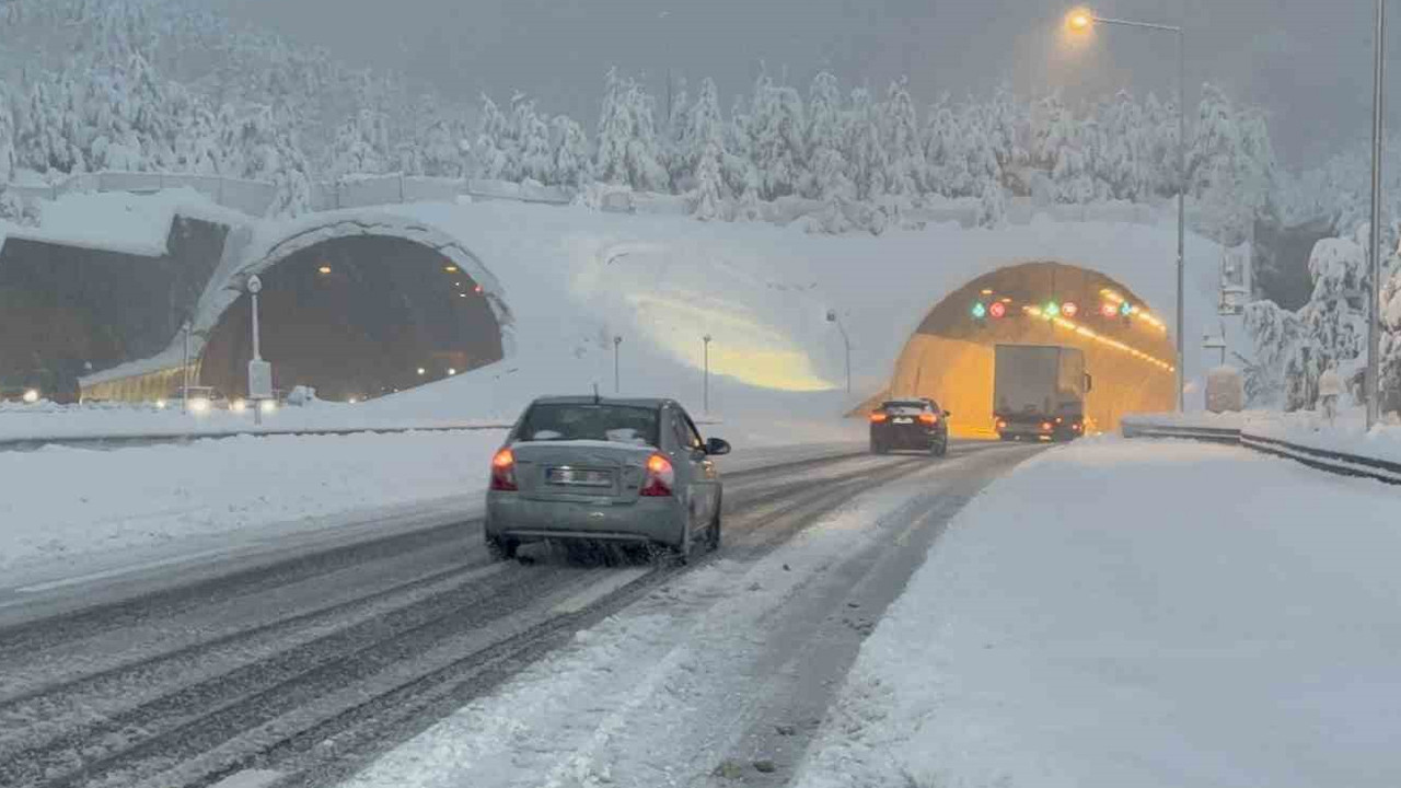 Karayolları Genel Müdürlüğü'den uyarı: 6 ilde ağır taşıtların trafiğe çıkışı yasaklandı!