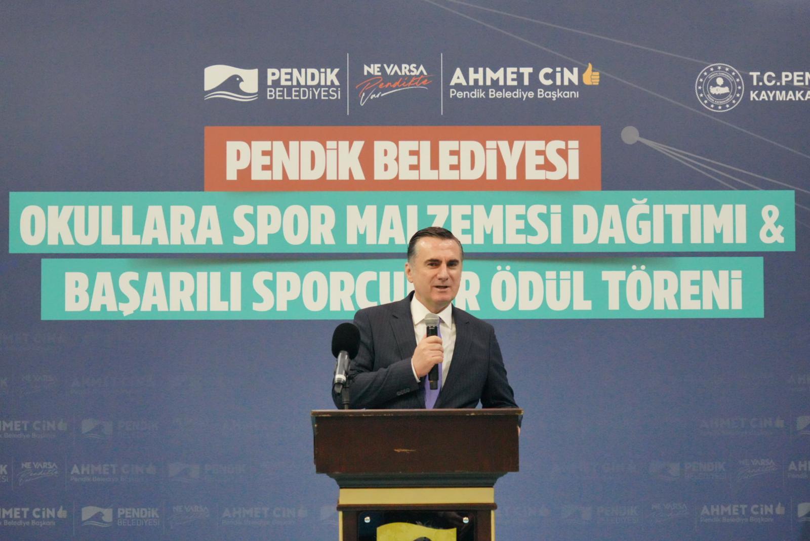 Pendik Belediyesi'nden 172 Okula Spor Malzemesi Desteği...