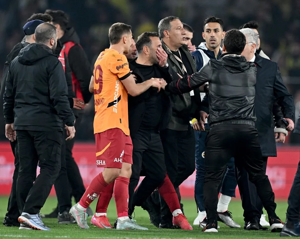 Mourinho Okan Buruk'un burnunu neden sıktığı ortaya çıktı: İşte olay çıkaran o sözler...