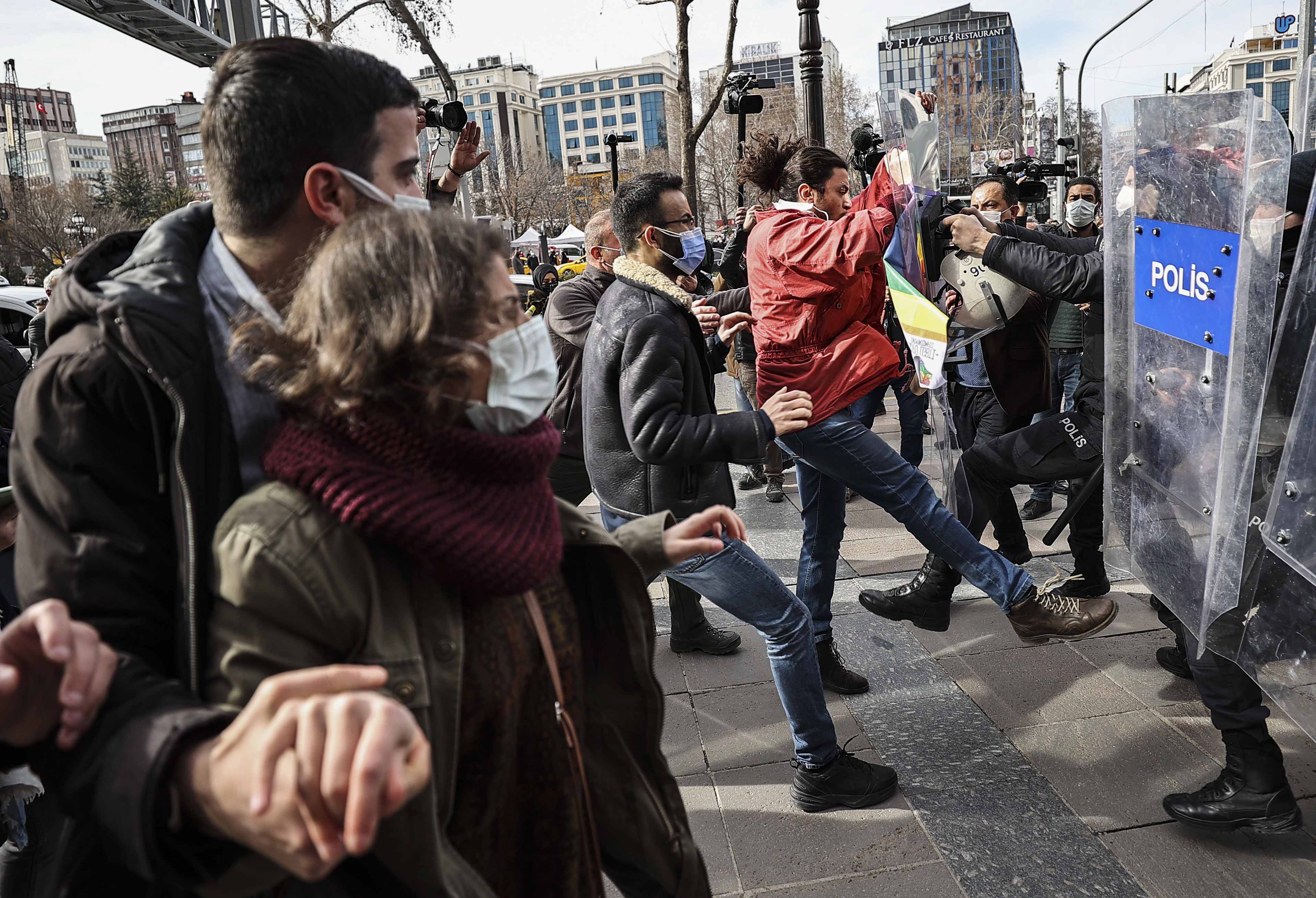 İstanbul'da izinsiz gösterilere katılan 139 sanığın hakkında istenen ceza belli oldu!