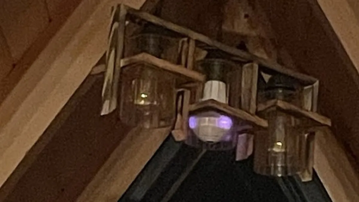 Bungalovdaki gizli kamera skandalı sektör temsilcilerini harekete geçirdi: Özel dedektörler devreye giriyor!