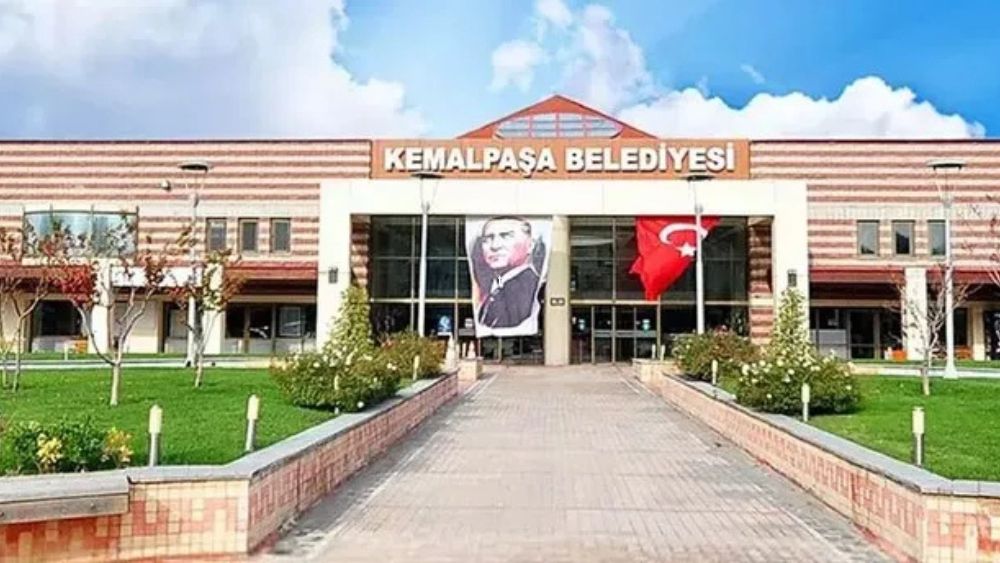 CHP'li belediyeye 'Gülşen konseri' operasyonu: Gözaltına alınan 1'i başkan yardımcısı 5 şüpheli adliyeye sevk edildi!