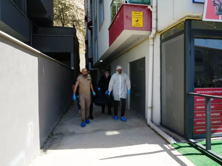 Kastamonu'da kan donduran cinayet: Hamile eşinin cesediyle 10 gün aynı evde yaşamış! 