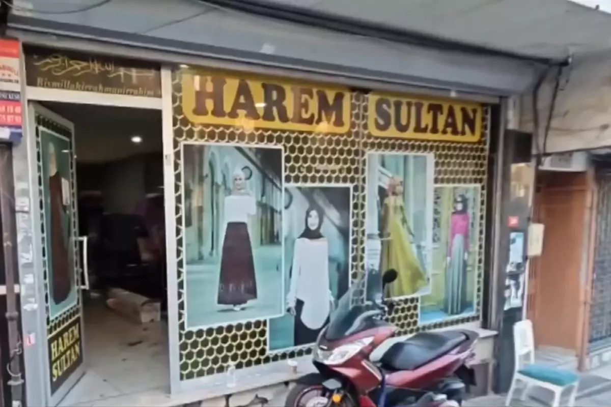 Polis baskın yaptı: Tesettür mağazası gibi görünen yerden bakın ne çıktı!