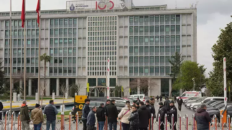 Son dakika: İBB'nin yolsuzluk soruşturmasında yeni gelişme!