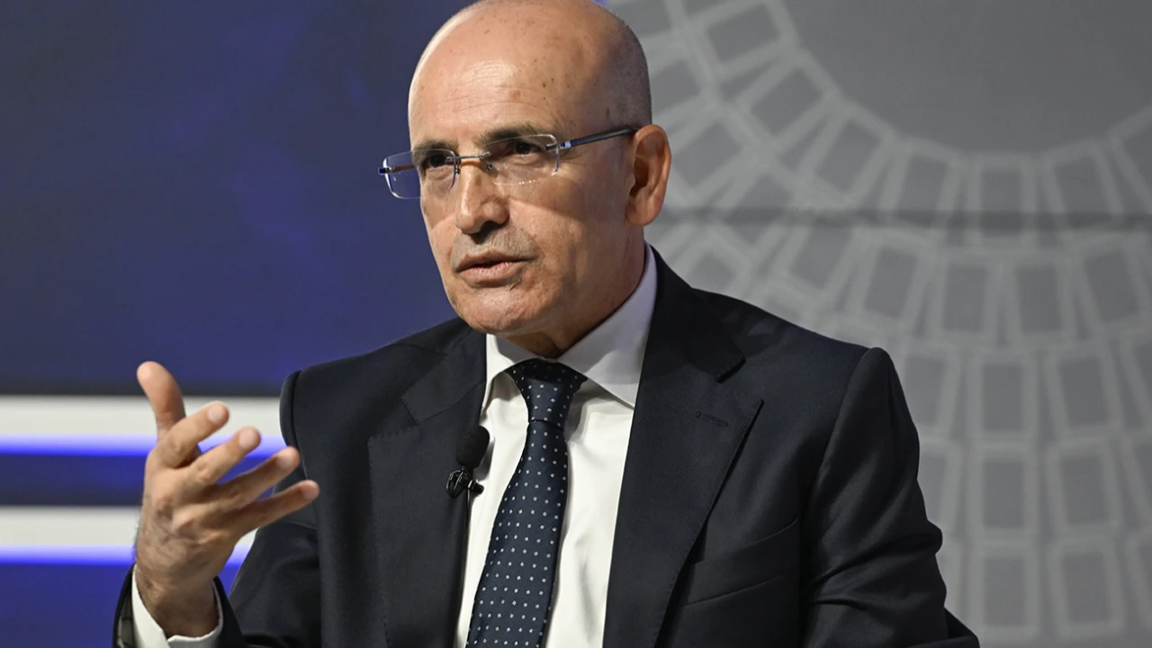 Bakan Şimşek'ten enflasyon açıklaması: Yıl sonu için net rakam verdi!