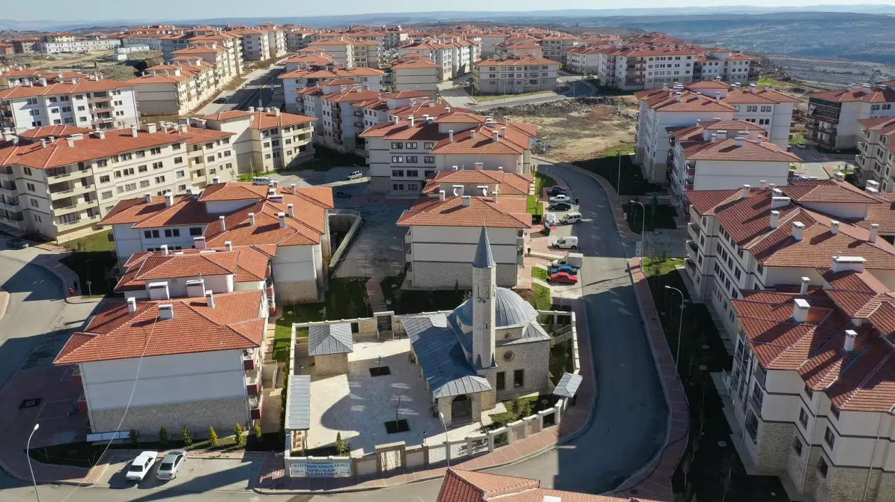Gaziantep Büyükşehir'den büyük yatırım: Evsiz vatandaşlara 3 bin konut müjdesi! Başvurular başladı