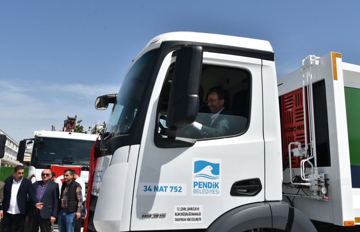 Yeni Atık Yönetim Merkezi Hizmete Girdi