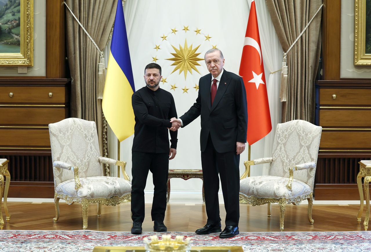 Dünya İstanbul'a odaklandı: Dolmabahçe'de nasıl bir karar çıkacak? 