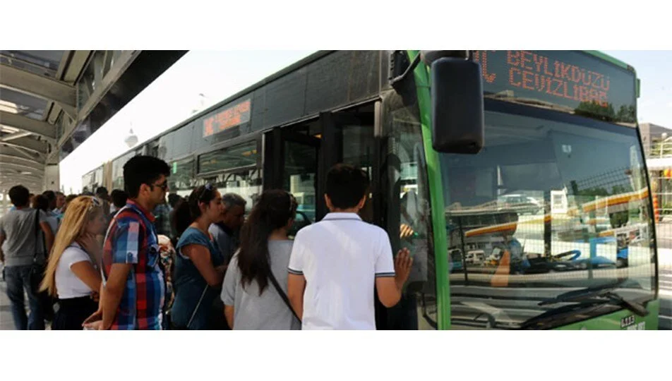 Özel halk otobüsü şoförleri İBB ile anlaştı: Kontaklar açıldı, bu sürede İstanbullular bakın neler yaşadı?