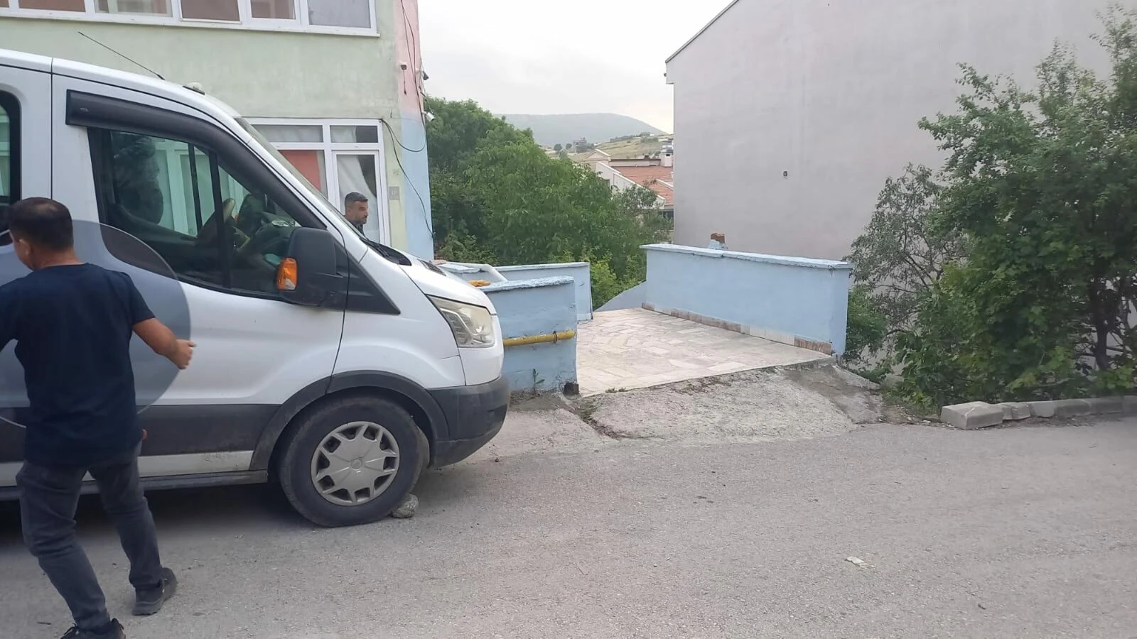 Balıkesir'den vahşet haberi: Ev sahibi, Kiracasını baltayla katledip cesedini kömürlükte sakladı!