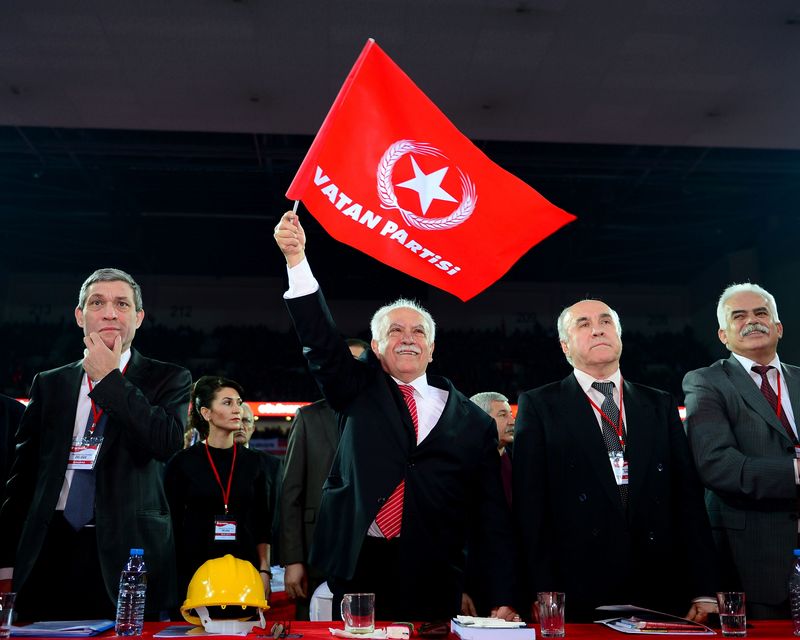 Son dakika: Vatan Partisi'nin önemli ismi tuvalette kendini vurdu!