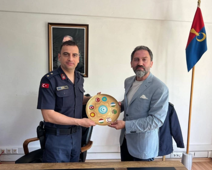AHİSİAD'tan Pendik Jandarma Komutanı Üstteğmen Fahri Tiril'e Nezaket Ziyareti