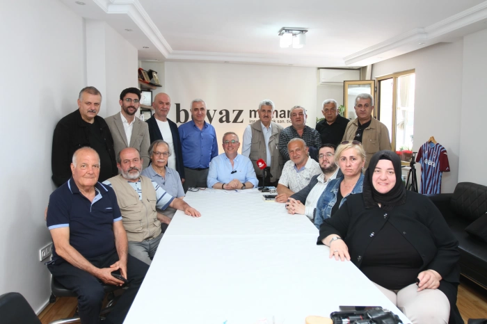 Bayram Bekar Yerel Basınla bir araya gelerek önemli açıklamalarda bulundu: Yargı süreçlerinde çifte standart var
