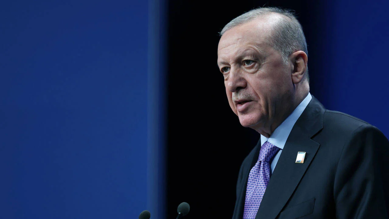 Erdoğan'dan İran'ın Hürmüz Boğazı cevabı: Kapatacağına asla ihtimal vermiyoruz!